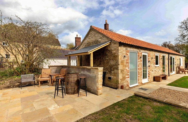 Wonderful villa for 2 guests with WIFI, terrace, pets allowed and parking