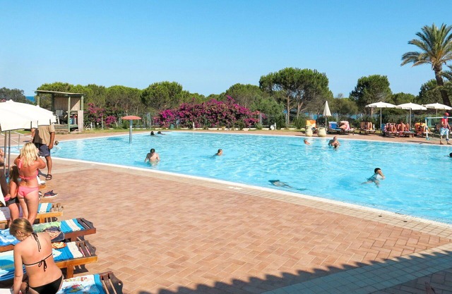 Wonderful villa for 8 guests with pool, A/C, WIFI, TV, terrace and pets allowed