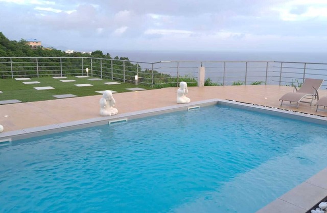 Wonm apartment with swimming pool & sea view