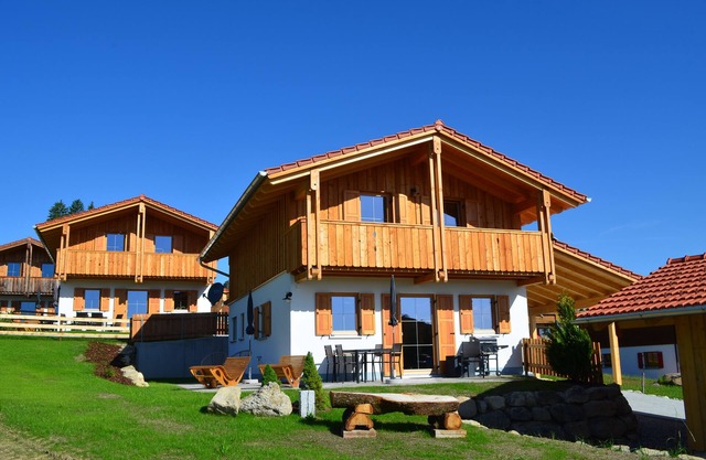 Wooden chalet with sauna in an idyllic location on the edge of the forest with a fantastic view