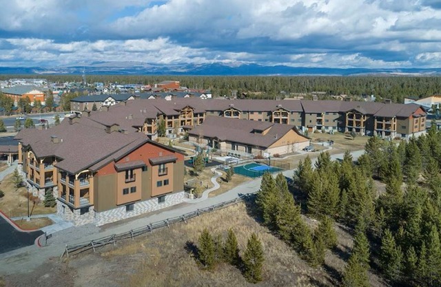 Worldmark 3 bedroom condo at the gates of Yellowstone-full kitchen and laundry