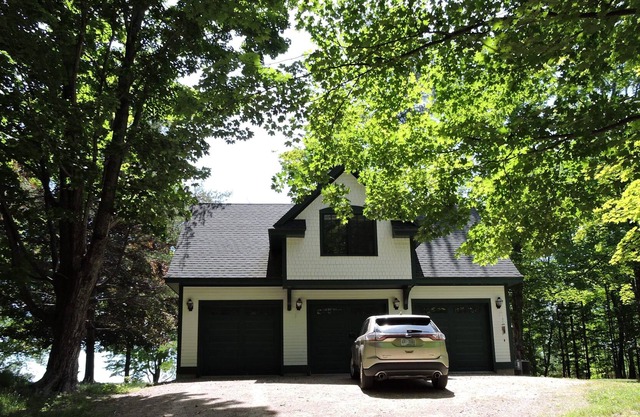 Writers or Artists Dream With Large Open Land And Lake Views