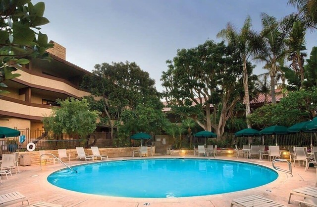 Wyndham Harbortown Point | 1BR/1BA Blc Queen Suite