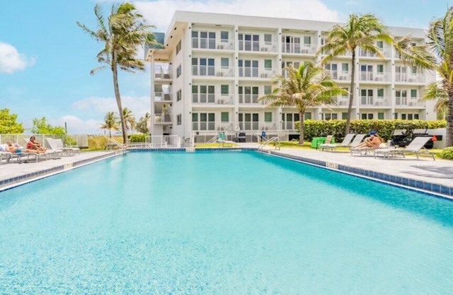 Wyndham Sea Gardens - 2 Bedroom Condo