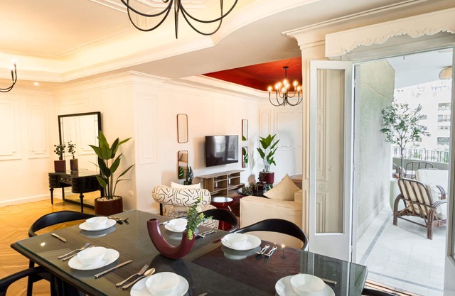 Xuru Stays I The 2bdr Crimson Crib @ The Heart Of Heliopolis