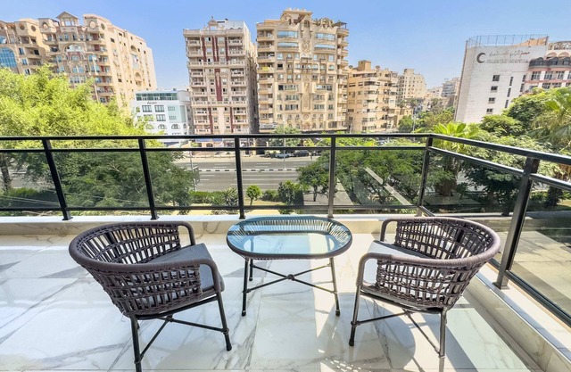 Xuru Stays I The 2bdr Emerald Pearl @ Heart of Heliopolis