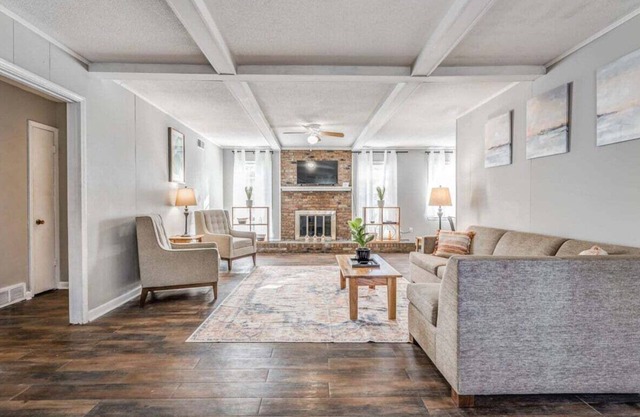 Yale Gather Hideaway