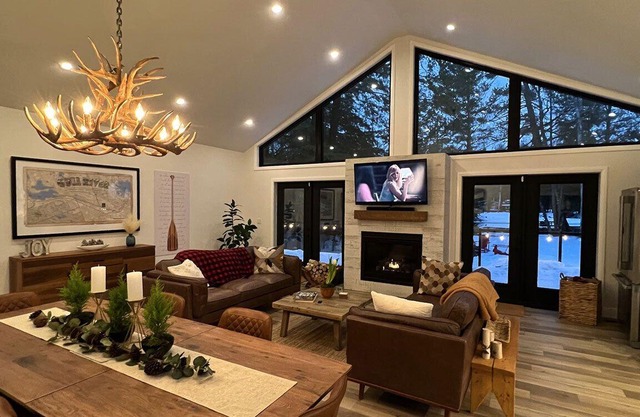 Year Round Brand New Cottage in Kawartha Lakes