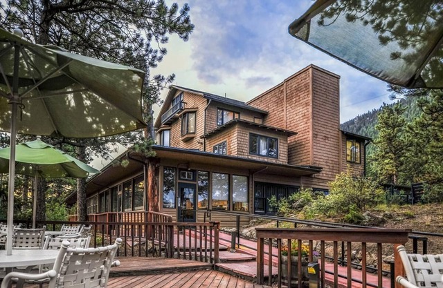 Year-Round Fun! near Hike the National Park, Golf, Riverwalk Shops