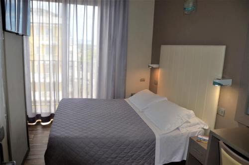 Yes Hotel Touring & SPA