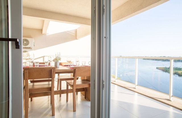 Yoo Nordelta Over the Lake