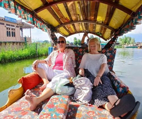 Young Beauty Star Houseboat