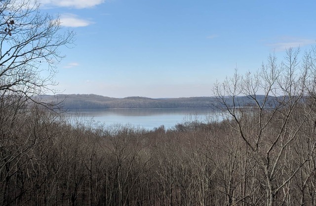 Your Headquarters for Kentucky Lake Adventures!