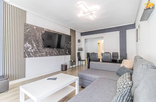 Your Large Family Apartment in Zaragoza