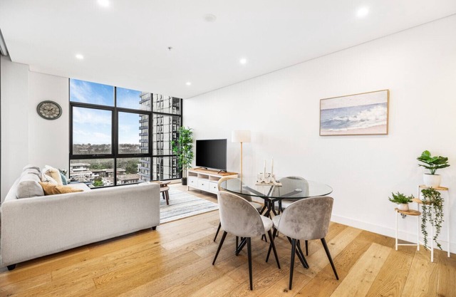 Your Luxury Weekend Getaway in Wentworth Point