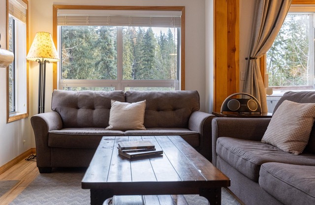 Your Mountain Getaway Awaits at Fernie Alpine Resort with Private Hot Tub
