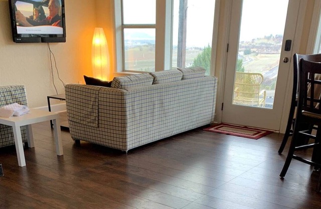 Your own slice of paradise! Breathtaking Views!