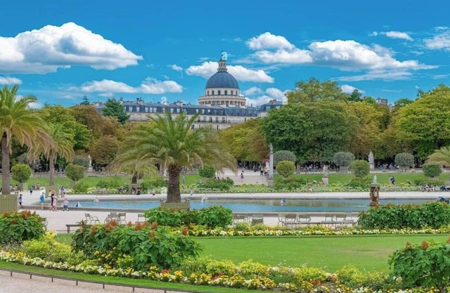 YOUR PARISIAN ESCAPE NEXT TO LUXEMBOURG GARDEN AT RUE DU VAL DE GRÂCE