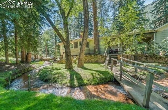 Your private luxury resort in town on trails. 5 private bedrooms, 3 full baths