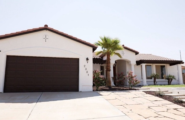 Yuma Desert Oasis