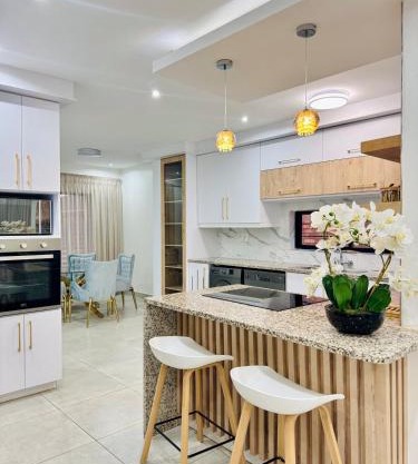 Zaidi Luxury Home