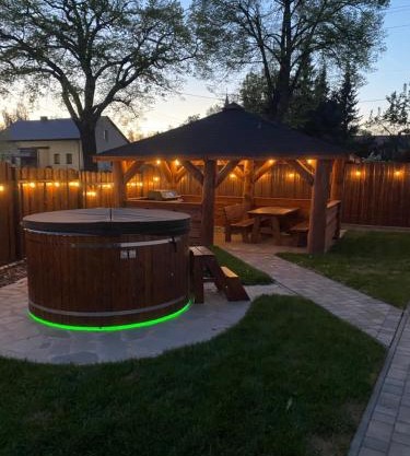 Zander Village Zator