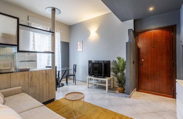 Zara 63 - One Bedroom Apartment, Sleeps 4