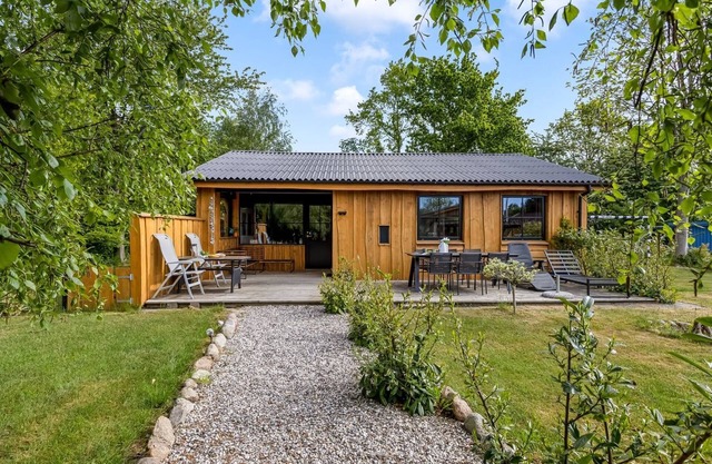 "Zekine" - 700m from the sea by Interhome