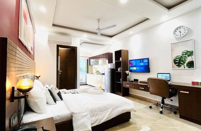 ZEN Studios - DLF CyberCity Gurgaon