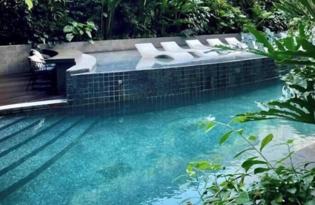 Zenity: 3BR for Your Saigon Life - Pool in Dist1