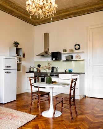 Zentrales und stilvolles Apartment mit Schlossbergblick und Parkplatz
