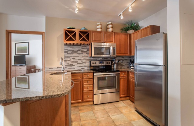 Zephyr Mountain Lodge, Condo | Remodeled w/Ski Slope View (Select-Rated Condo 1509)