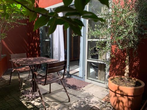 Zocher6 a monumental town house in the city center