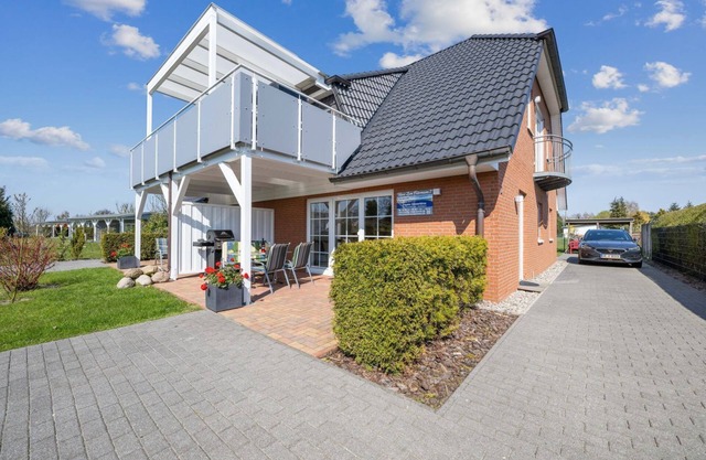 Zum Fährmann 2 Whg. 2 (right) - modern high-quality vacation apartment in Pruchten