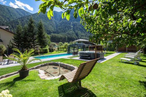 Zur Brücke apartments and rooms - Your home in heart of South Tyrol, with Brixencard