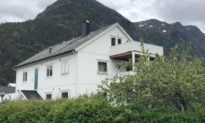 Andalsnes House | Åndalsnes gustehouse
