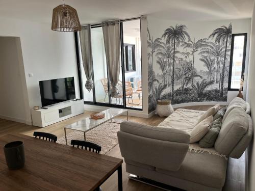 Sainte-Clotilde Apartment | Évasion urbaine
