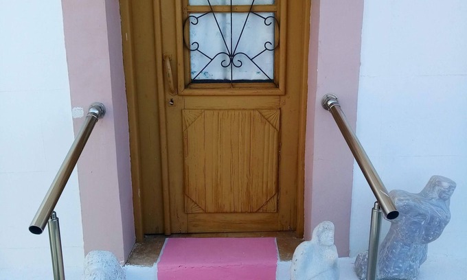 Tourloti House | ΗΡΕΜΙΑ ΗΣΥΧΗ ΔΙΑΒΙΩΣΗ.