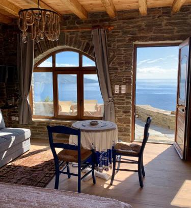 Batsi Apartment | ΠΕΤΡΙΝΟ στην Άνδρο