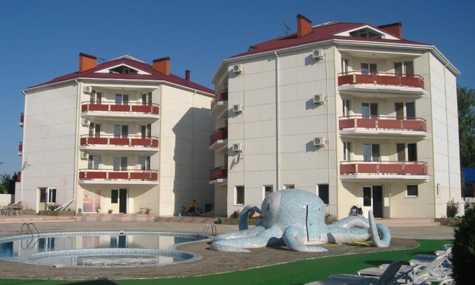 Vityazevo Resort | Аппартотель Сален