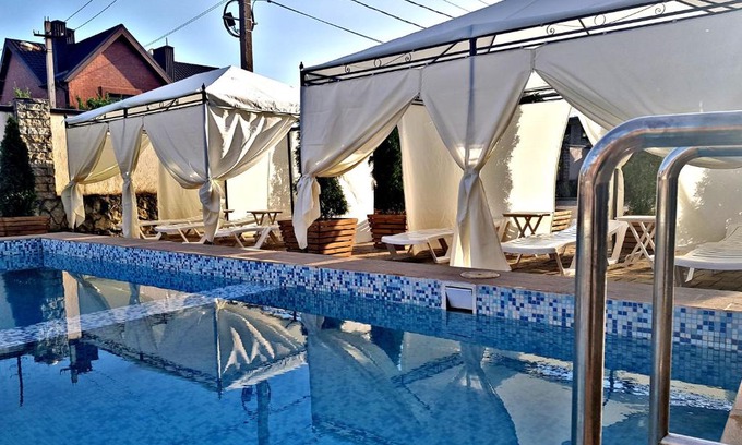 Novorossijsk Hotel | Гостиница "Анна"