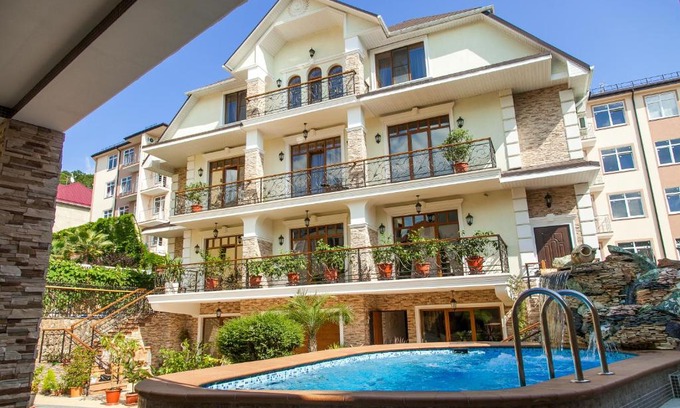 Golubye Dali House | "Династия" в Адлере