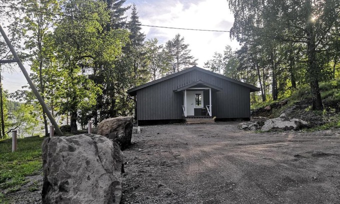 Khiytola House | Дом у скалы - у Архипыча