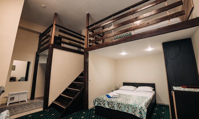 Koryazhma Hotel | Отель Заря