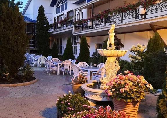 Rostov-on-Don Hotel | Отель "Ливадия"