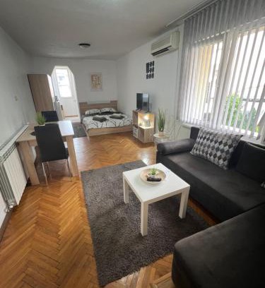 Sandanski Apartment | Студио Рози апартамент