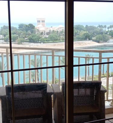 Bay La Sun Apartment | إطلالة أبراج المارينا Marina see view