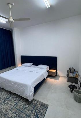 Nizwa Apartment | الذهب الأزرق للشقق الفندقية فرق