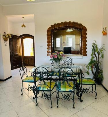 Al Alamayn Ski Chalet | شاليه مارينا 4 الساحل الشمالي