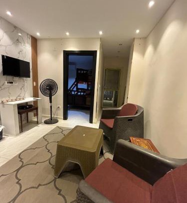 Pyramids Gardens Apartment | شقه ساحرة بجوار أهرامات الجيزة مثالية للعائلات والأزواج والعُزّاب منفردين
